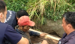 Thoát chết hy hữu sau 5 ngày bị nhốt trong quan tài đóng kín